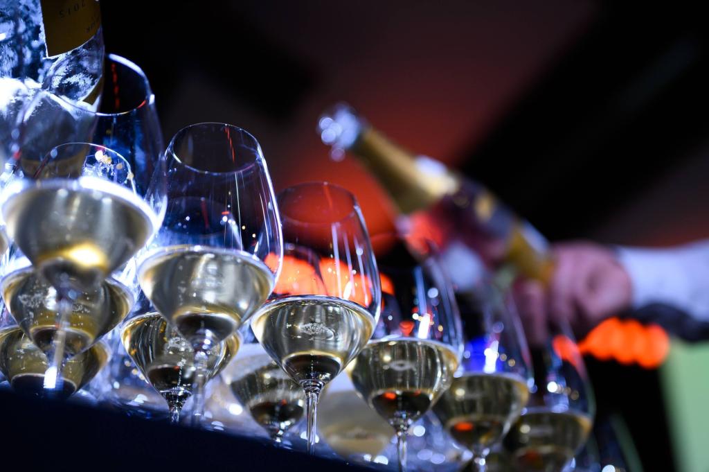 Putojantys vynai „su idėja“ Naujiesiems