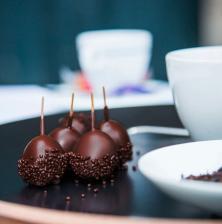 Mademoiselle de Margaux Cherries in Dark Chocolate with Armagnac 16 units 190 g