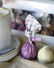 Rabitos Royale figs covered in white chocolate 6 units in the box 95 g