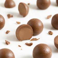 Le Chocolat des Français lazdynų riešutų ir pieniško šokolado pralinė 113 g