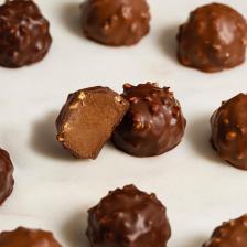 Le Chocolat des Francais Dark & Milk Chocolate Praline Rocks 155 g