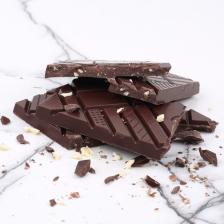Le Chocolat des Français Dark Chocolate 71 % with Cacao Nibs 70 g