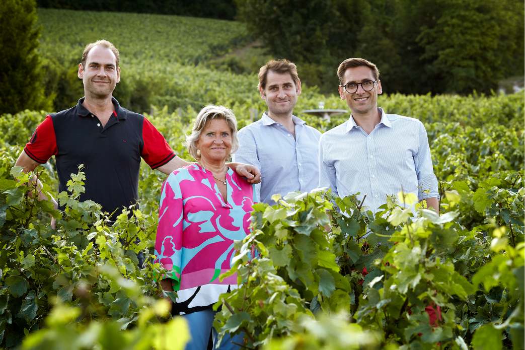 Carol Duval-Leroy su vaikais