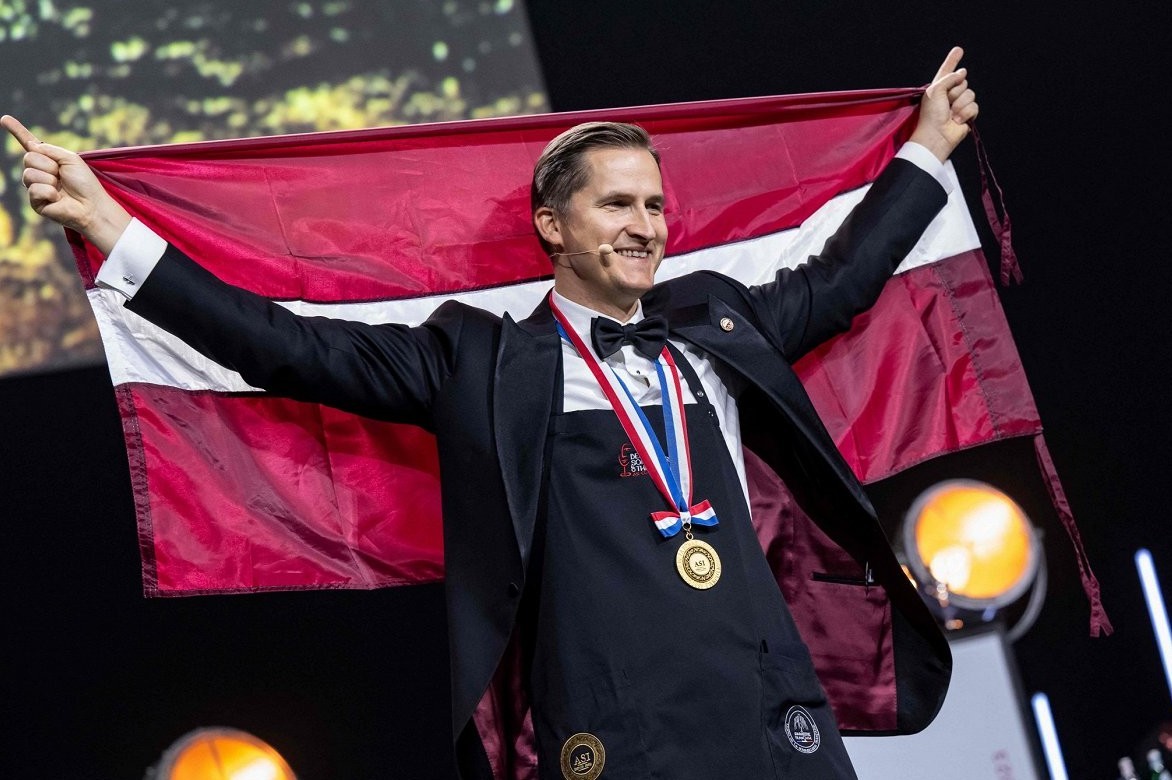 Pasaulio someljė čempionas Raimondas Tomsonas