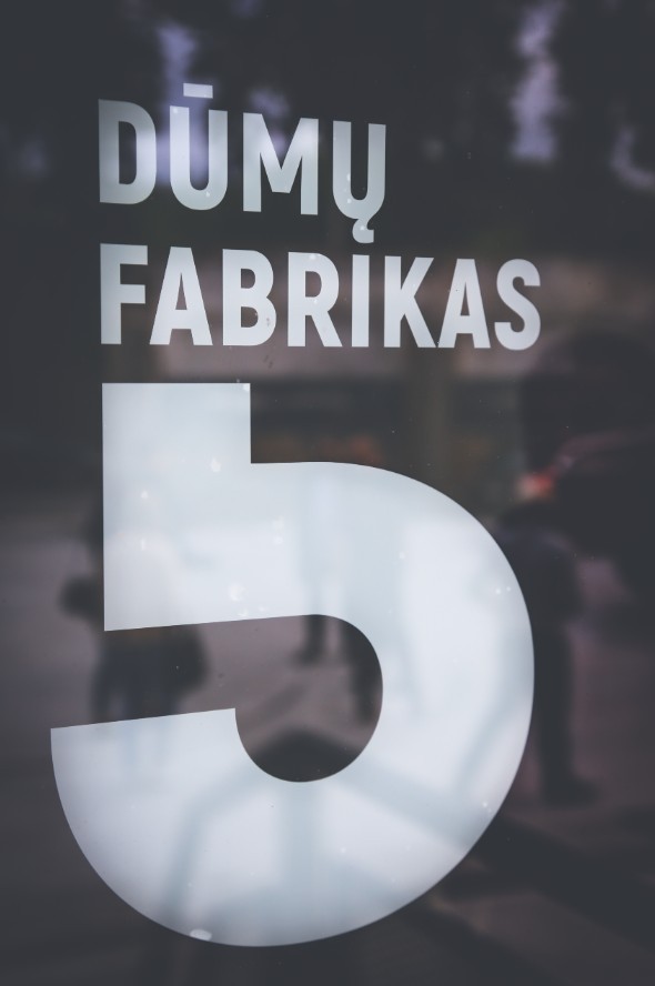 Dūmų fabriko fasadas