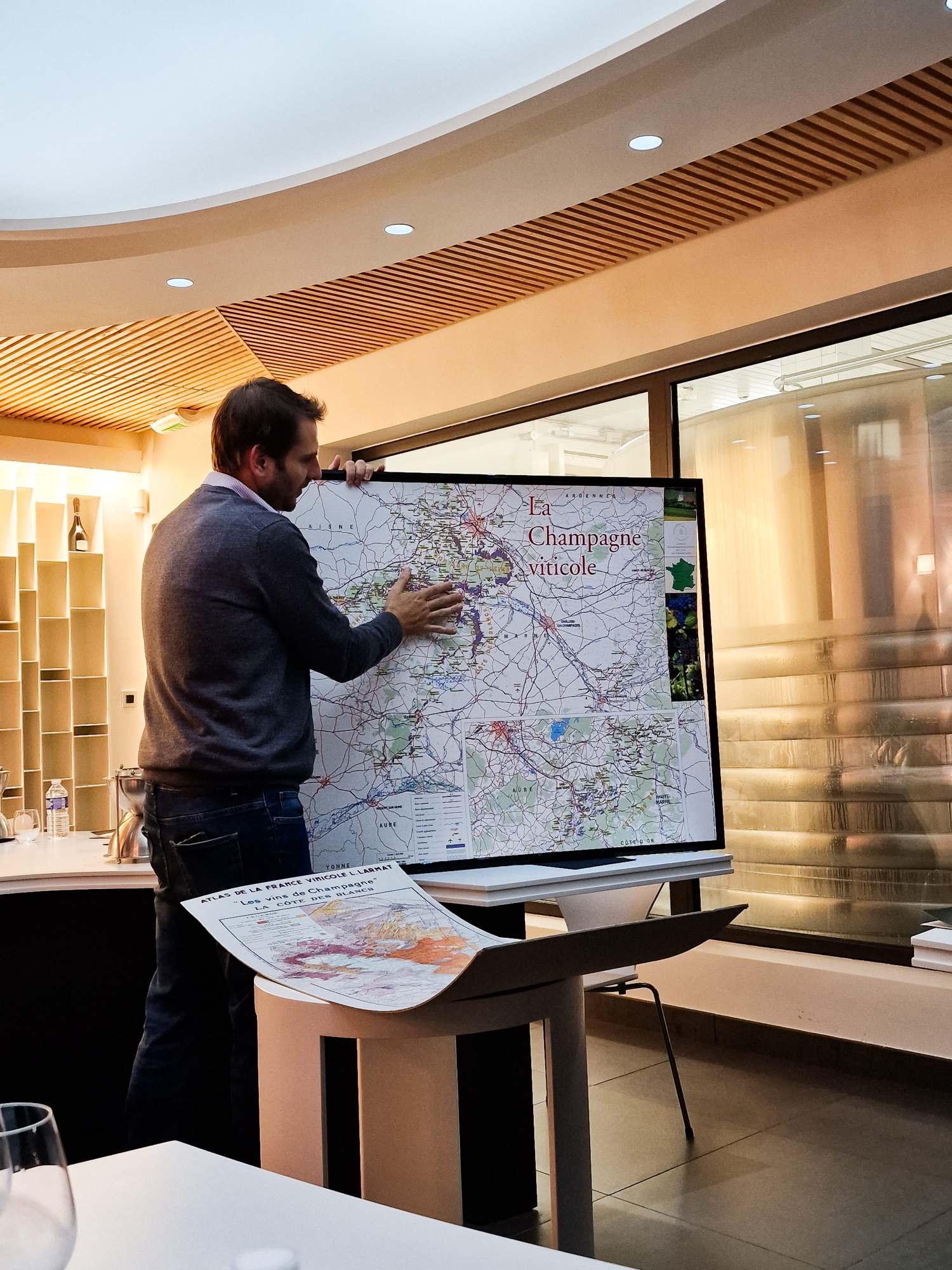 &Scaron;ampano degustacija su Duval-Leroy &scaron;eimos nariais