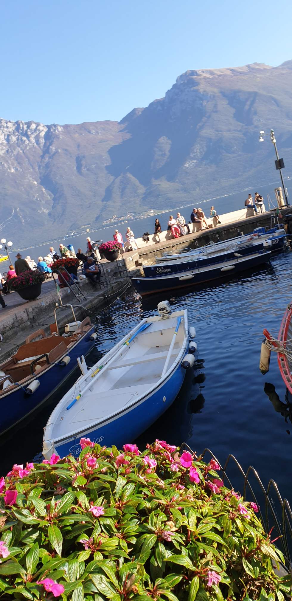 Italijos miestelio kraštovaizdis