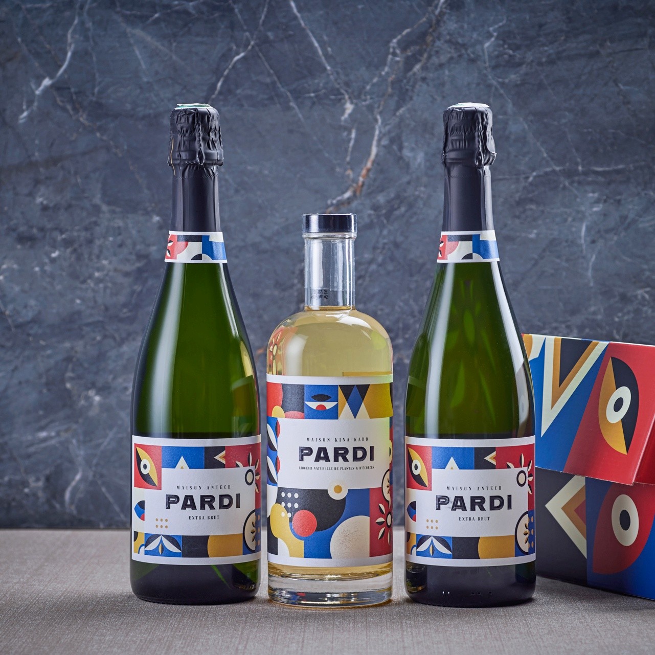 Antech ir Kina Karo Pardi rinkinys kokteiliams