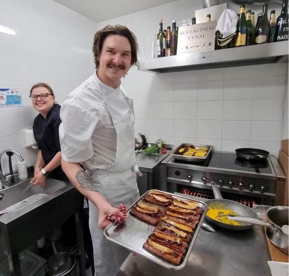 &Scaron;efas Rokas Jara&scaron;ūnas (Chef Salvadoras)