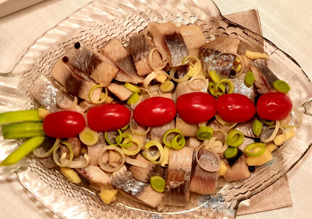 Silkė ant Kūčių stalo