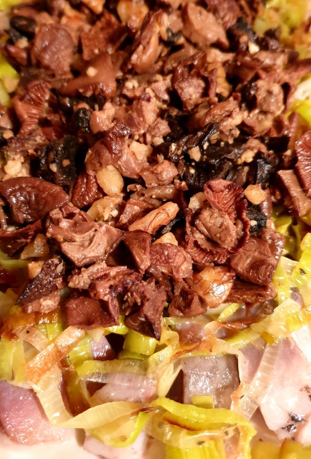 Silkė su grybais ir rislingas