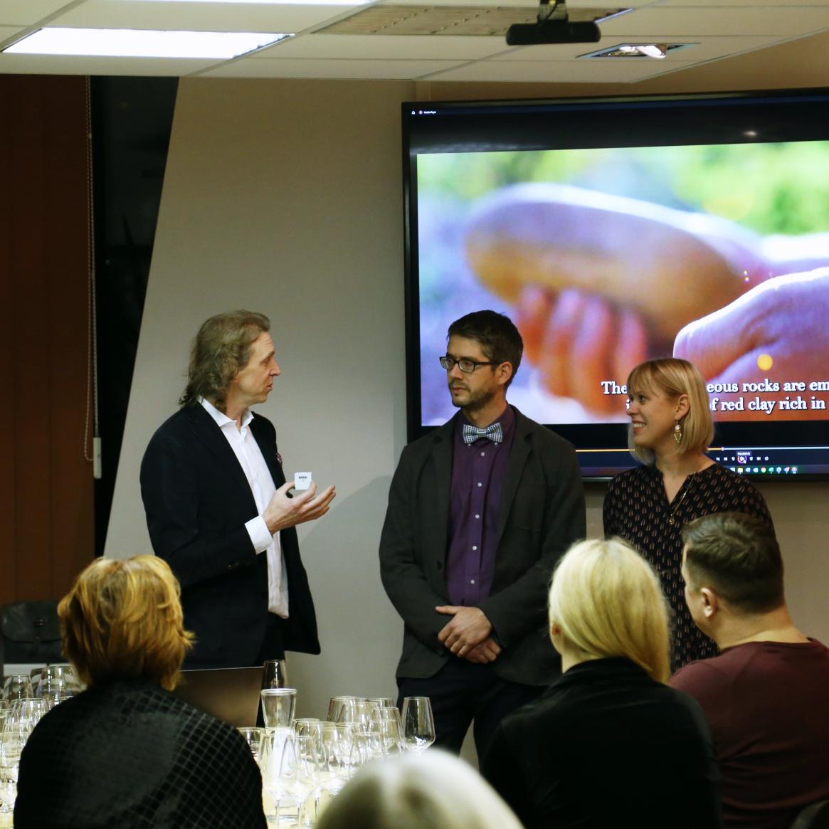 Ženia ir Thibaud i&scaron; Domaine Ampelhus