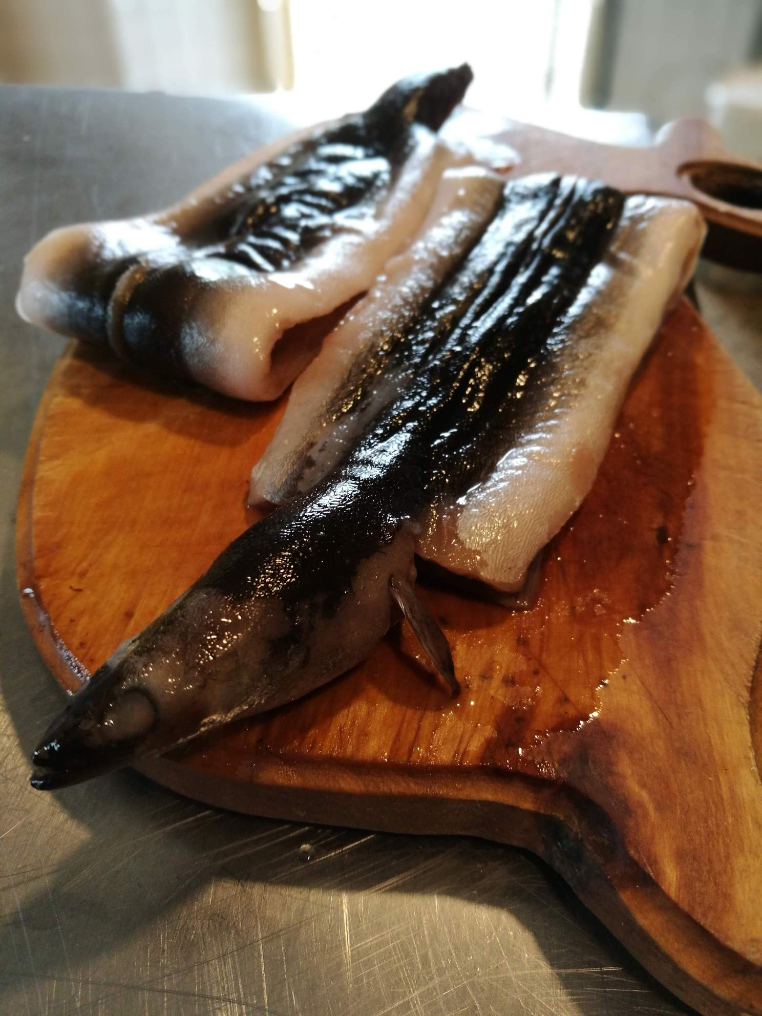 Ungurio patiekalo serviravimas ir Pinot Noir vyno derinys